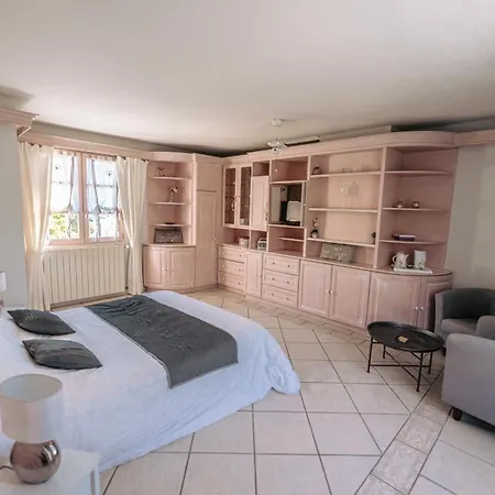 Holiday home La Lauzeraie *
