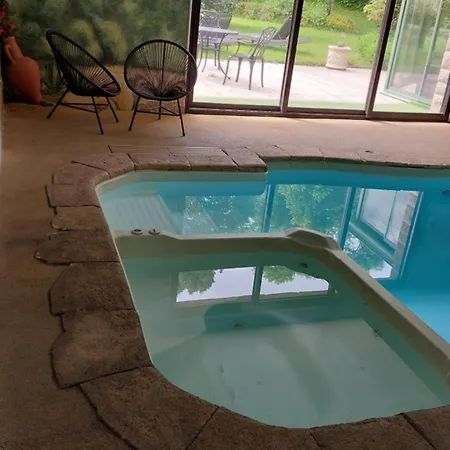 La Lauzeraie Holiday home *